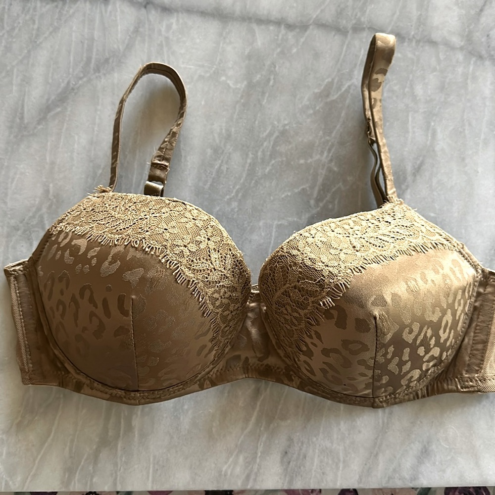 intimissimi Gold Lace Leopard Print Bra
